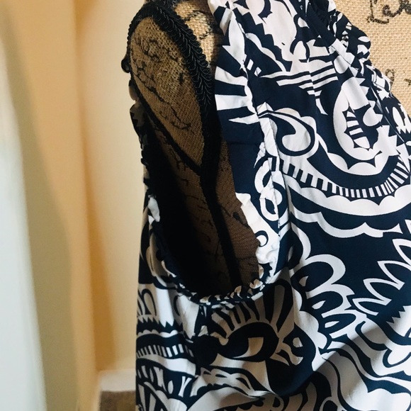 crown & ivy Navy and White Spring Dress - Picture 3 of 7